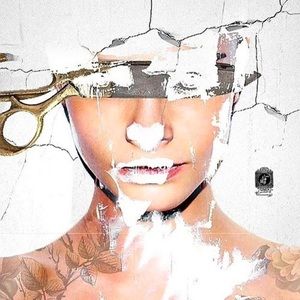 Meet your Posher, Claudia